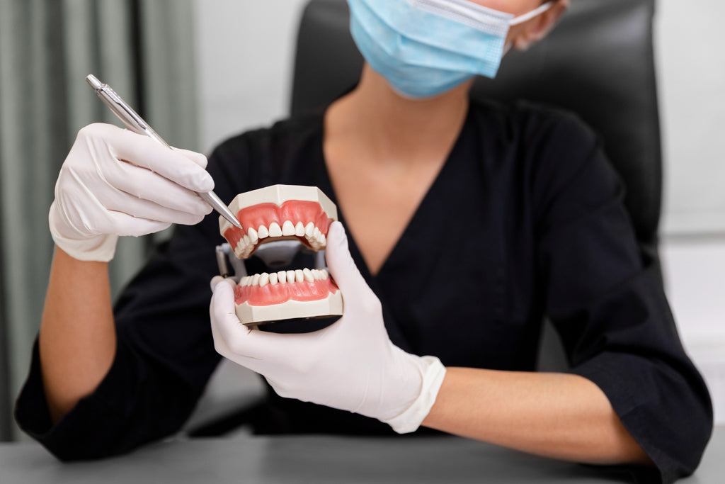 聲波在清除牙菌膜時所發揮的作用